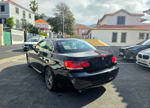 BMW 320 i Cabrio Auto 15