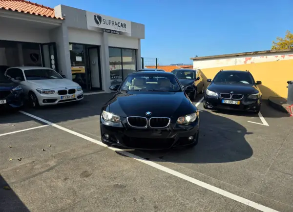 BMW 320 i Cabrio Auto 10