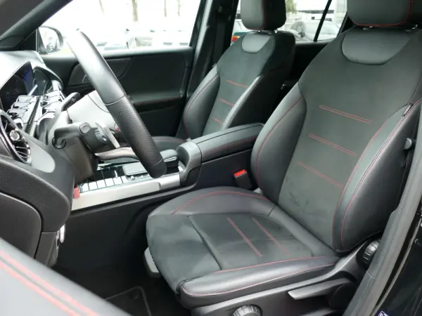 Mercedes-Benz GLB 180 d AMG Line 24