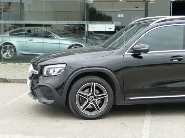 Mercedes-Benz GLB 180 d AMG Line 13