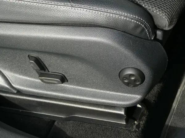 Mercedes-Benz GLC 220 d 4Matic 32