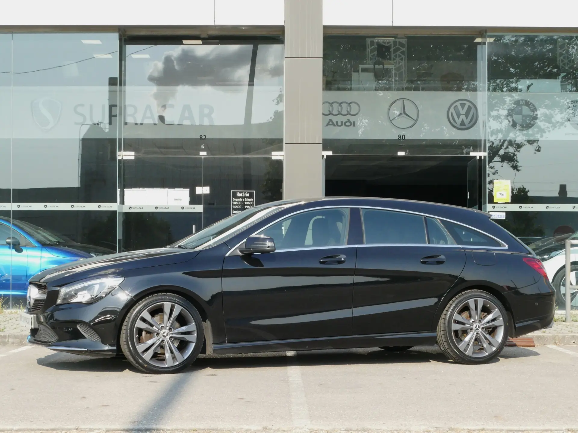 Mercedes-Benz CLA 180 d Shooting Brake Urban 33