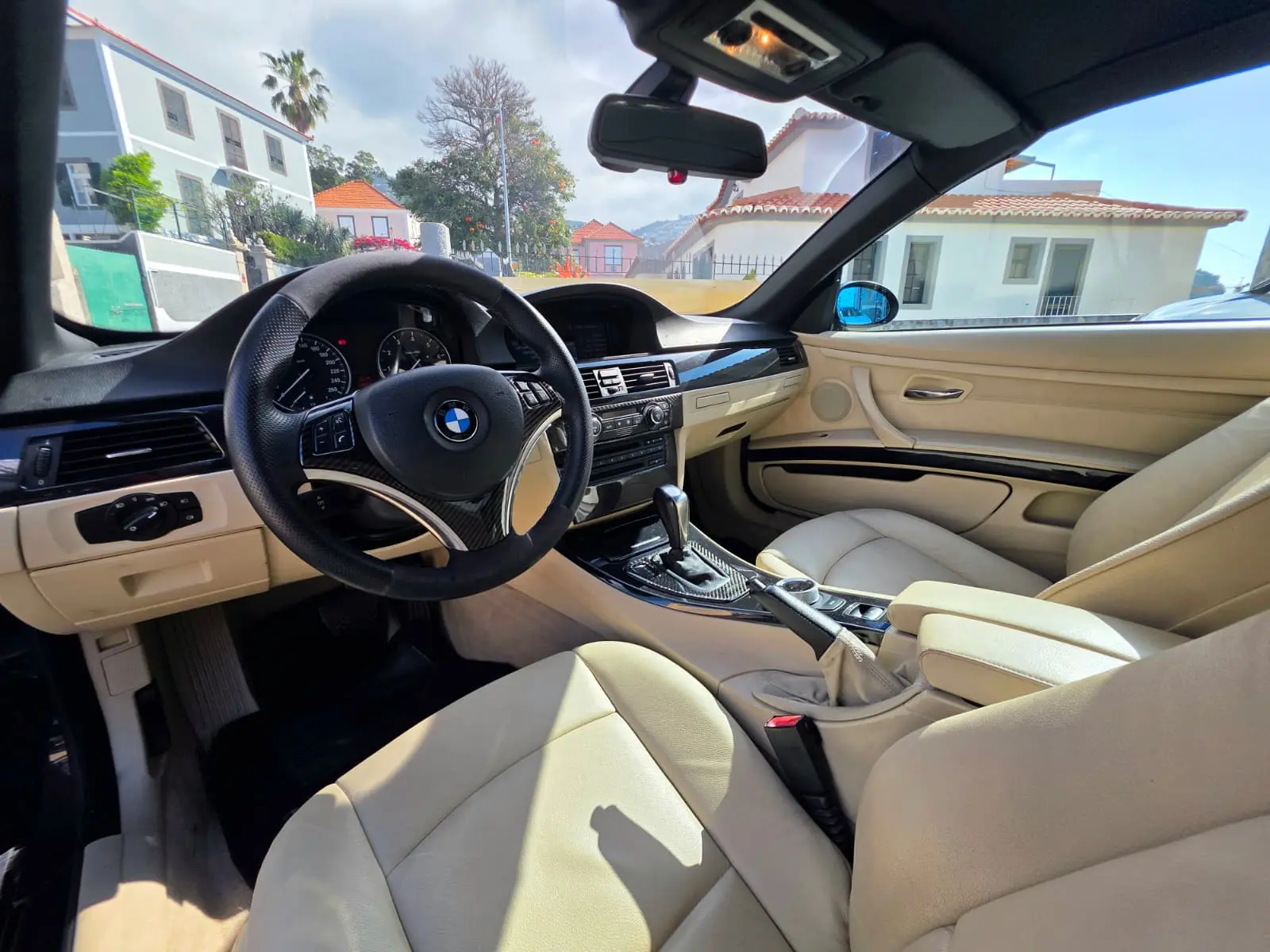 BMW 320 i Cabrio Auto 22