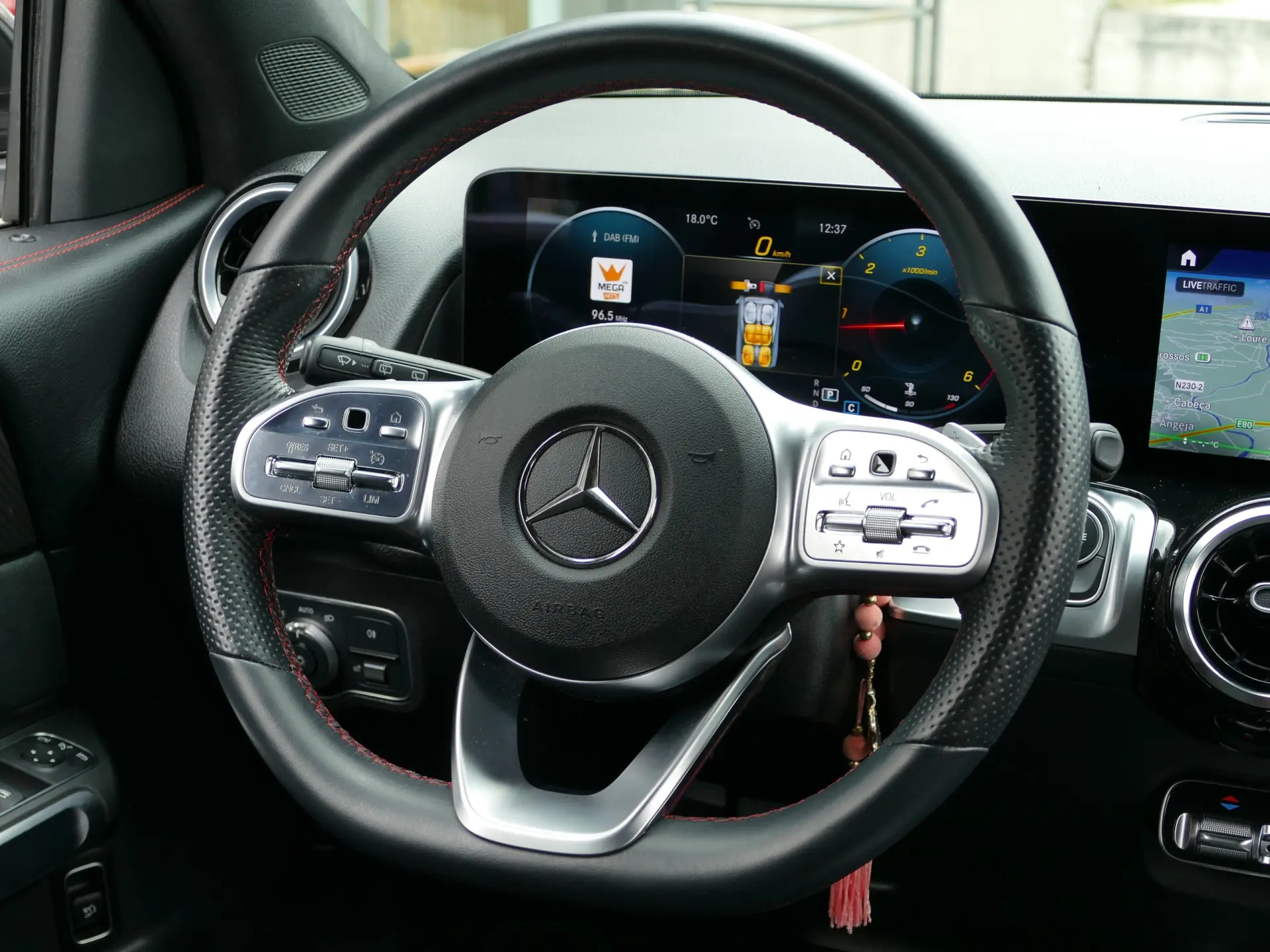 Mercedes-Benz GLB 180 d AMG Line 34