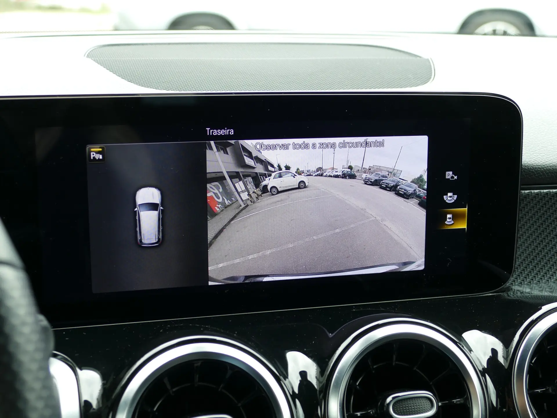 Mercedes-Benz GLB 180 d AMG Line 19