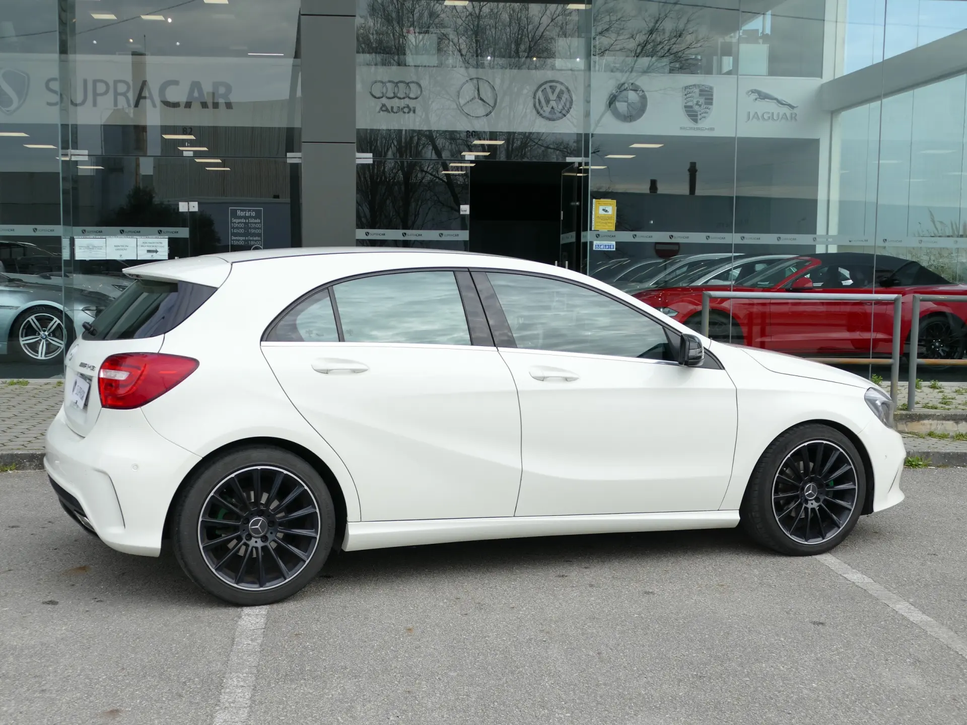 Mercedes-Benz A 180 d AMG Line 15
