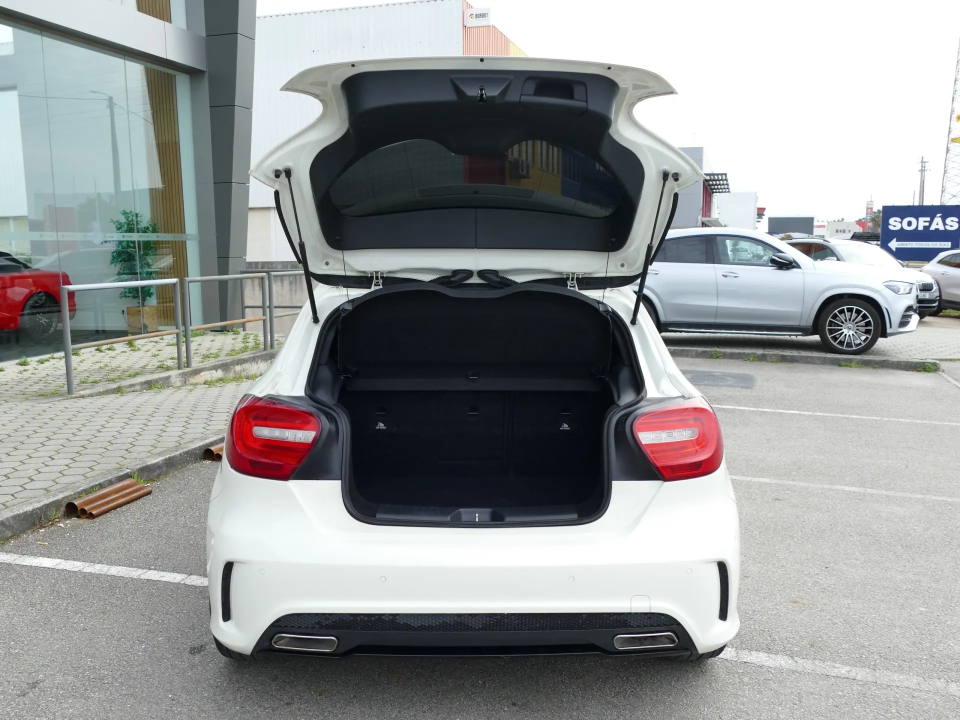 Mercedes-Benz A 180 d AMG Line 11