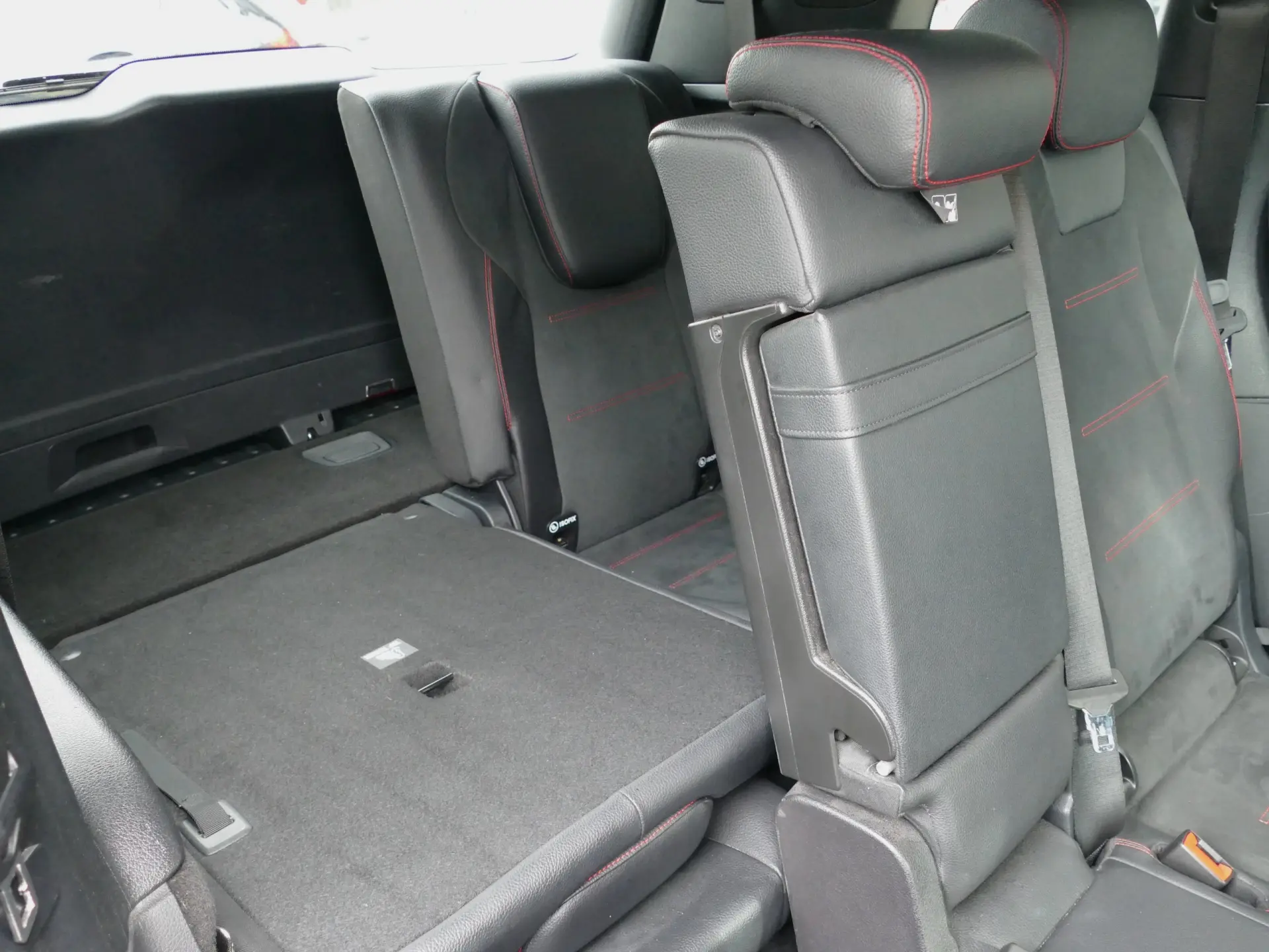 Mercedes-Benz GLB 180 d AMG Line 31