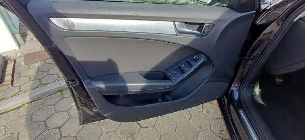 Audi A4 Avant 2.0 TDI Sport 14