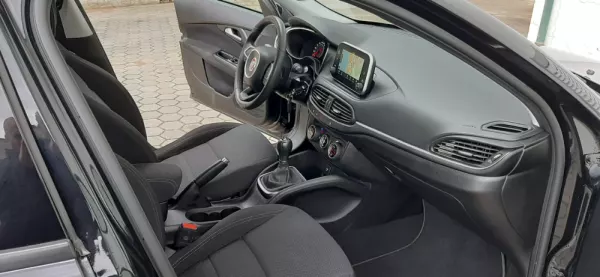 Fiat Tipo 1.3 M-Jet Lounge Tech 23