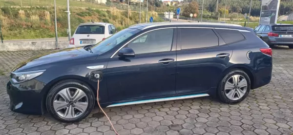 Kia Optima SW 2.0 CVVT PHEV 6