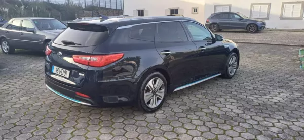 Kia Optima SW 2.0 CVVT PHEV 7