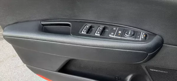 Kia Optima SW 2.0 CVVT PHEV 44