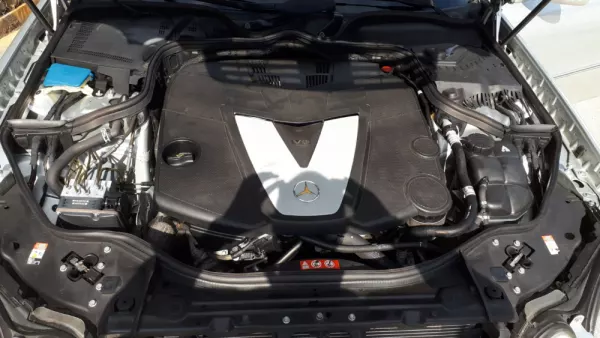 Mercedes-Benz E 280 Avantgarde 19