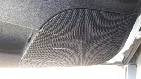 Mercedes-Benz E 280 Avantgarde 23