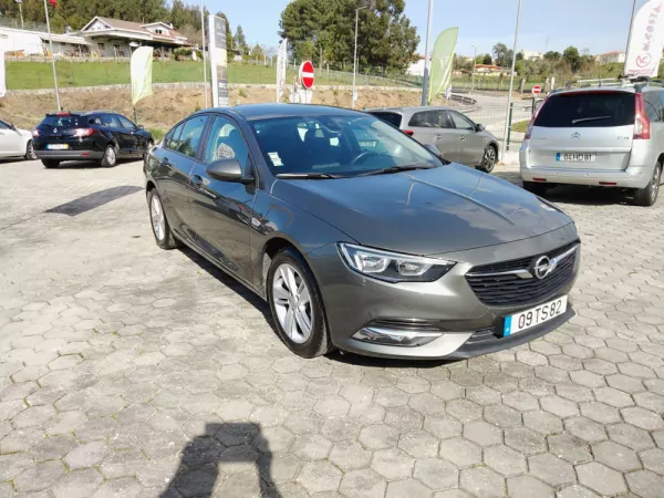 Opel Insignia Grand Sport 1.6 CDTi Selective 7