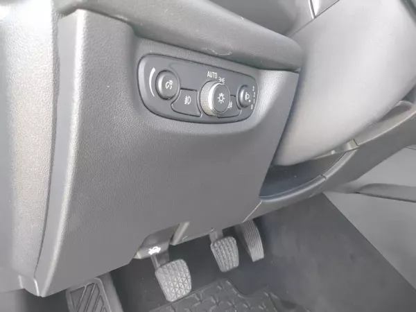 Opel Insignia Grand Sport 1.6 CDTi Selective 39