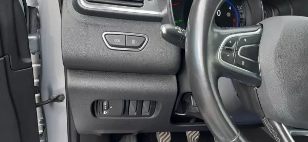 Renault Kadjar 1.5 dCi Intens 21