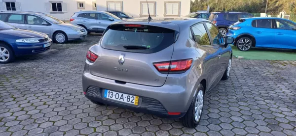 Renault Clio 1.5 dCi Confort 8