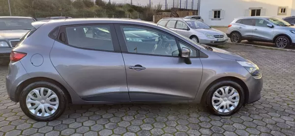 Renault Clio 1.5 dCi Confort 10