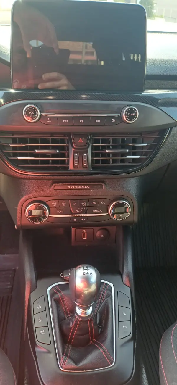 Ford Focus SW 1.5 TDCi EcoBlue ST-Line 23