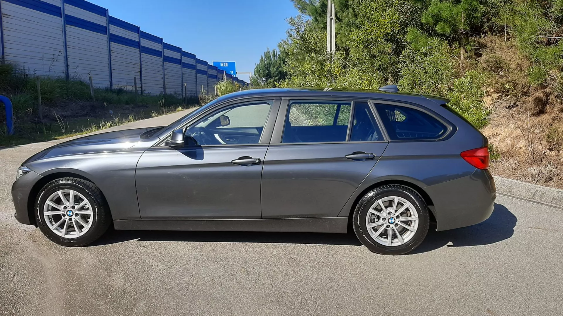 BMW 318 d Touring Advantage 11