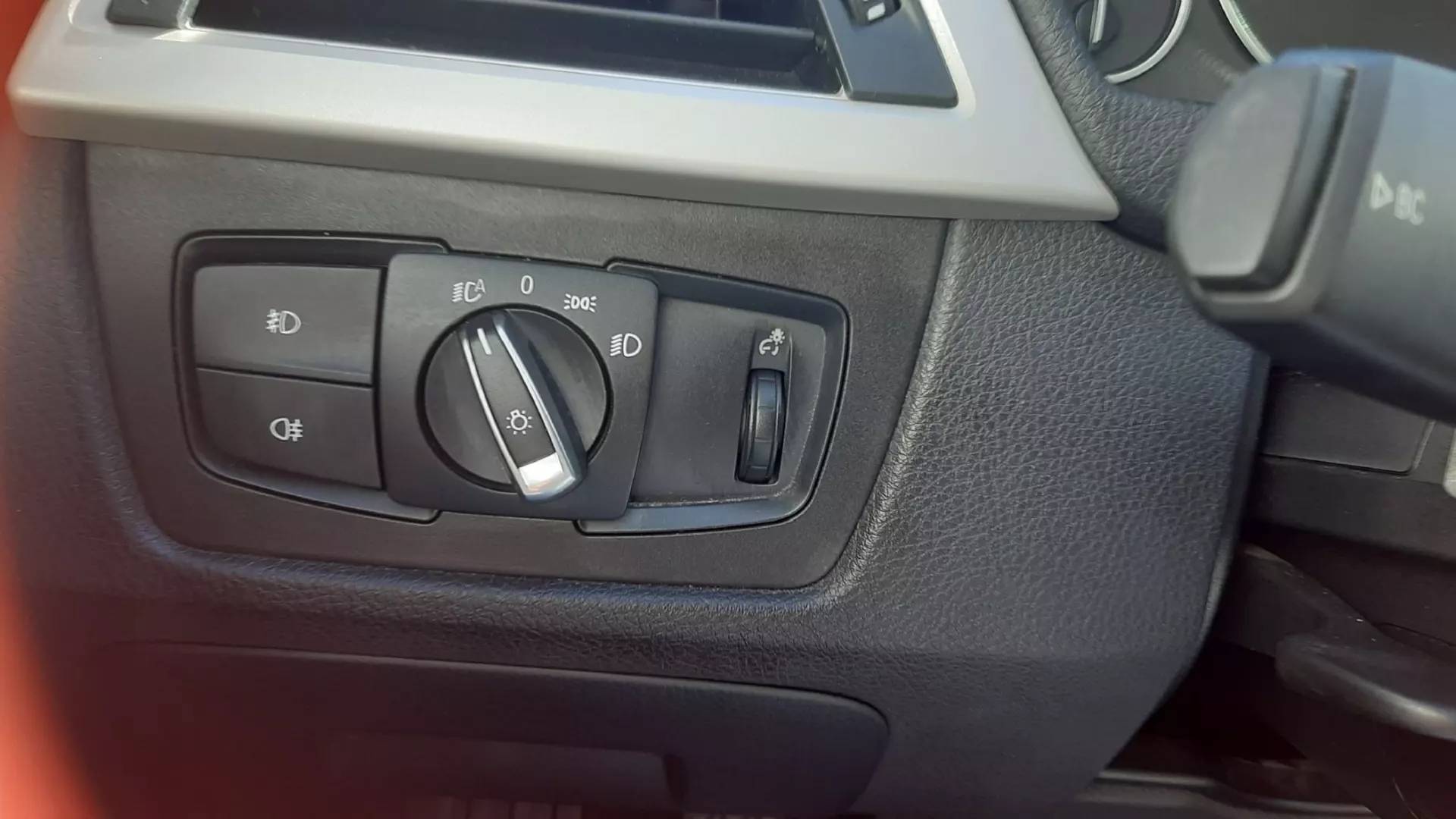 BMW 318 d Touring Advantage 17