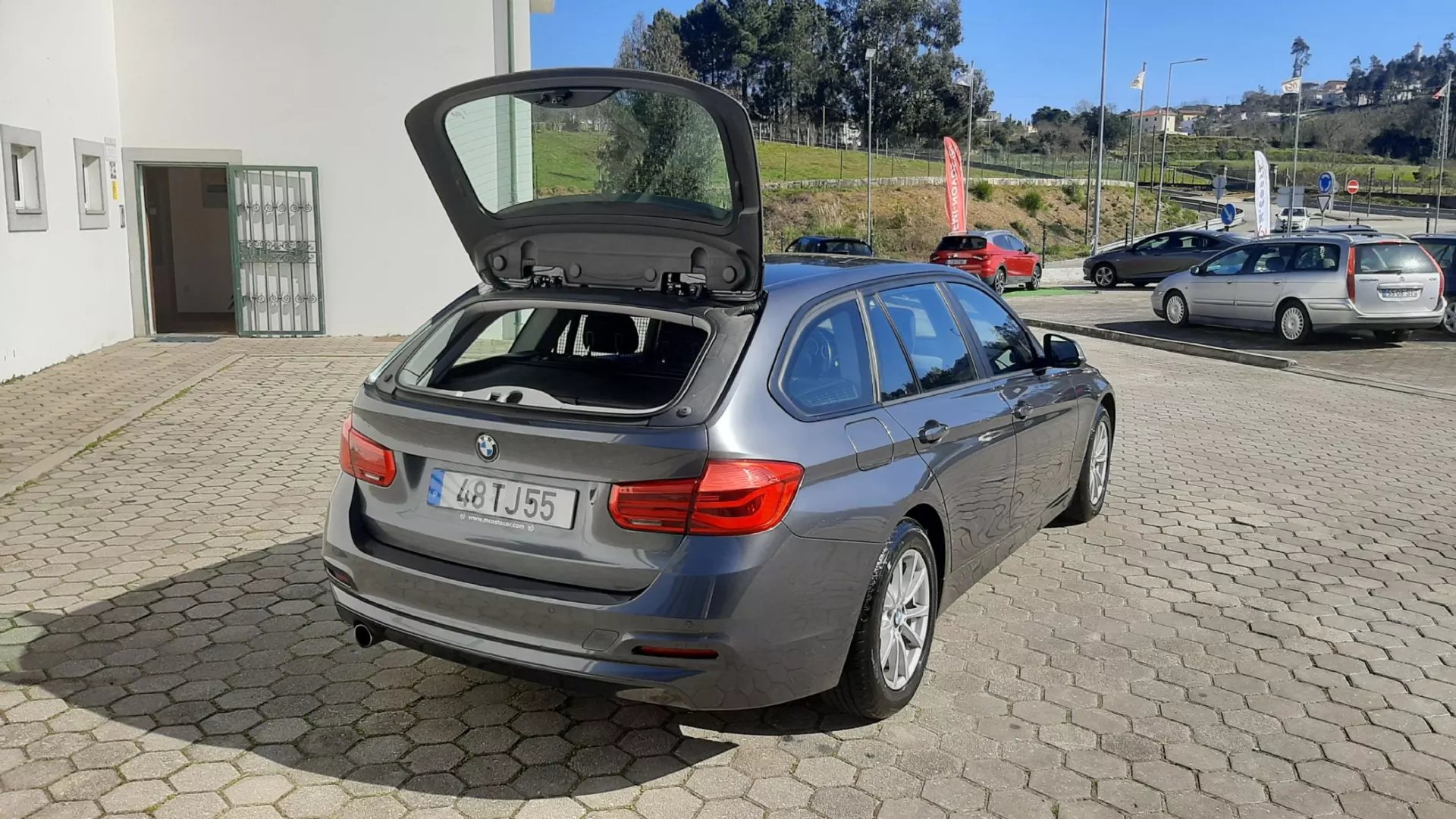 BMW 318 d Touring Advantage 43