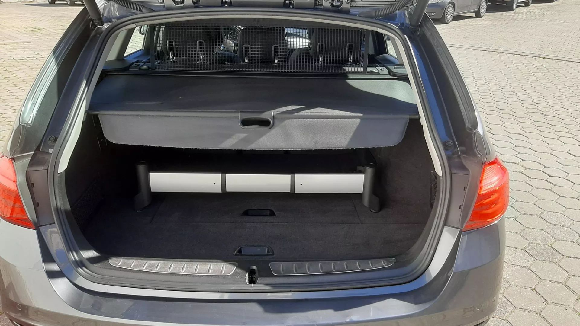 BMW 318 d Touring Advantage 44