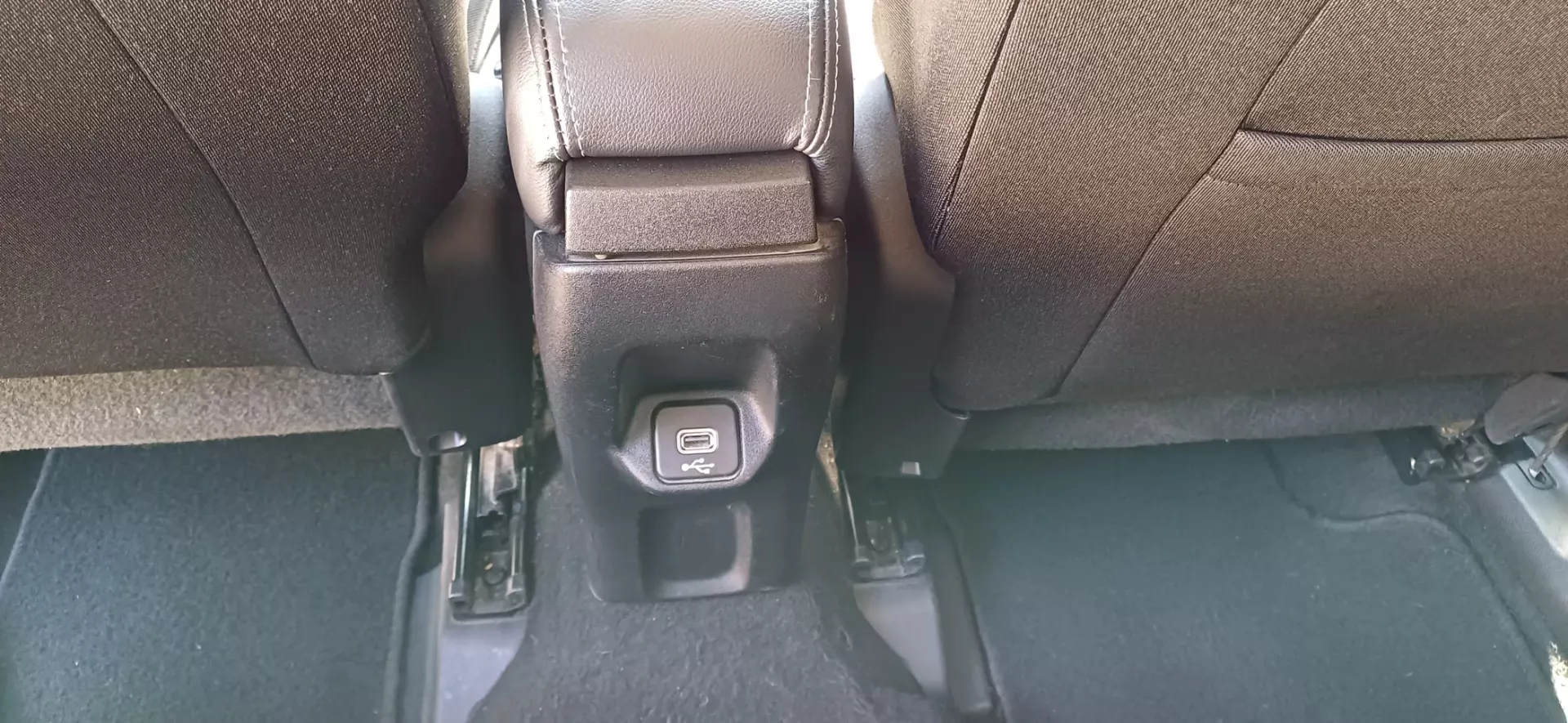 Jeep Renegade 1.6 MJD Limited S DCT 22