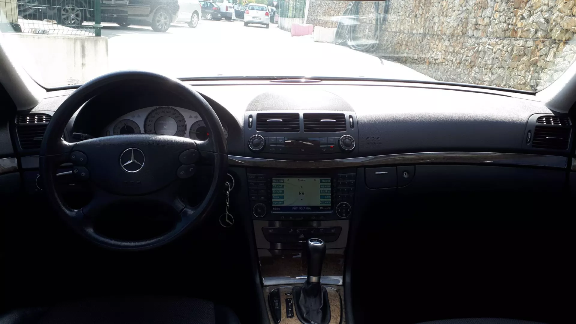 Mercedes-Benz E 280 Avantgarde 15