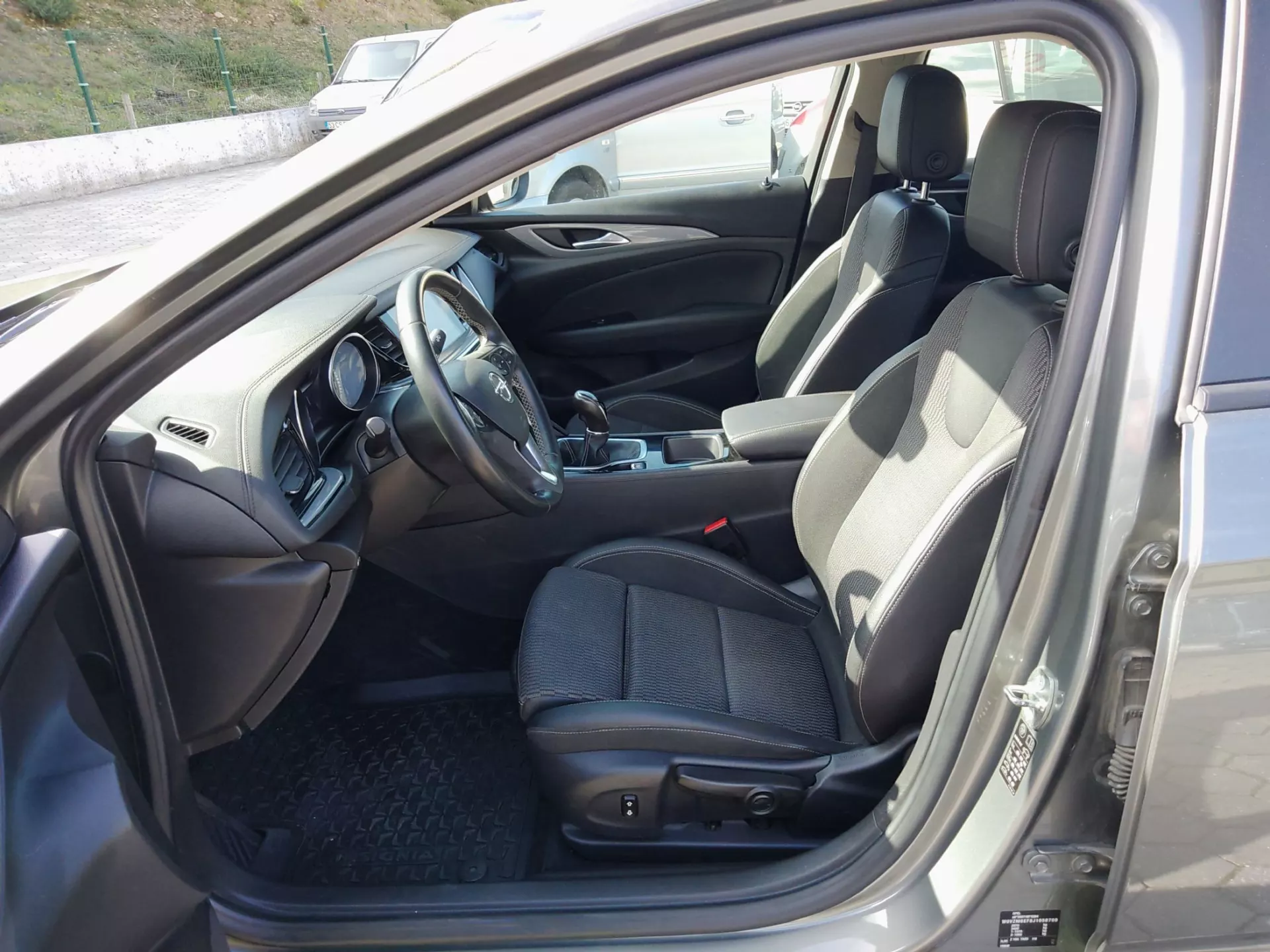 Opel Insignia Grand Sport 1.6 CDTi Selective 18