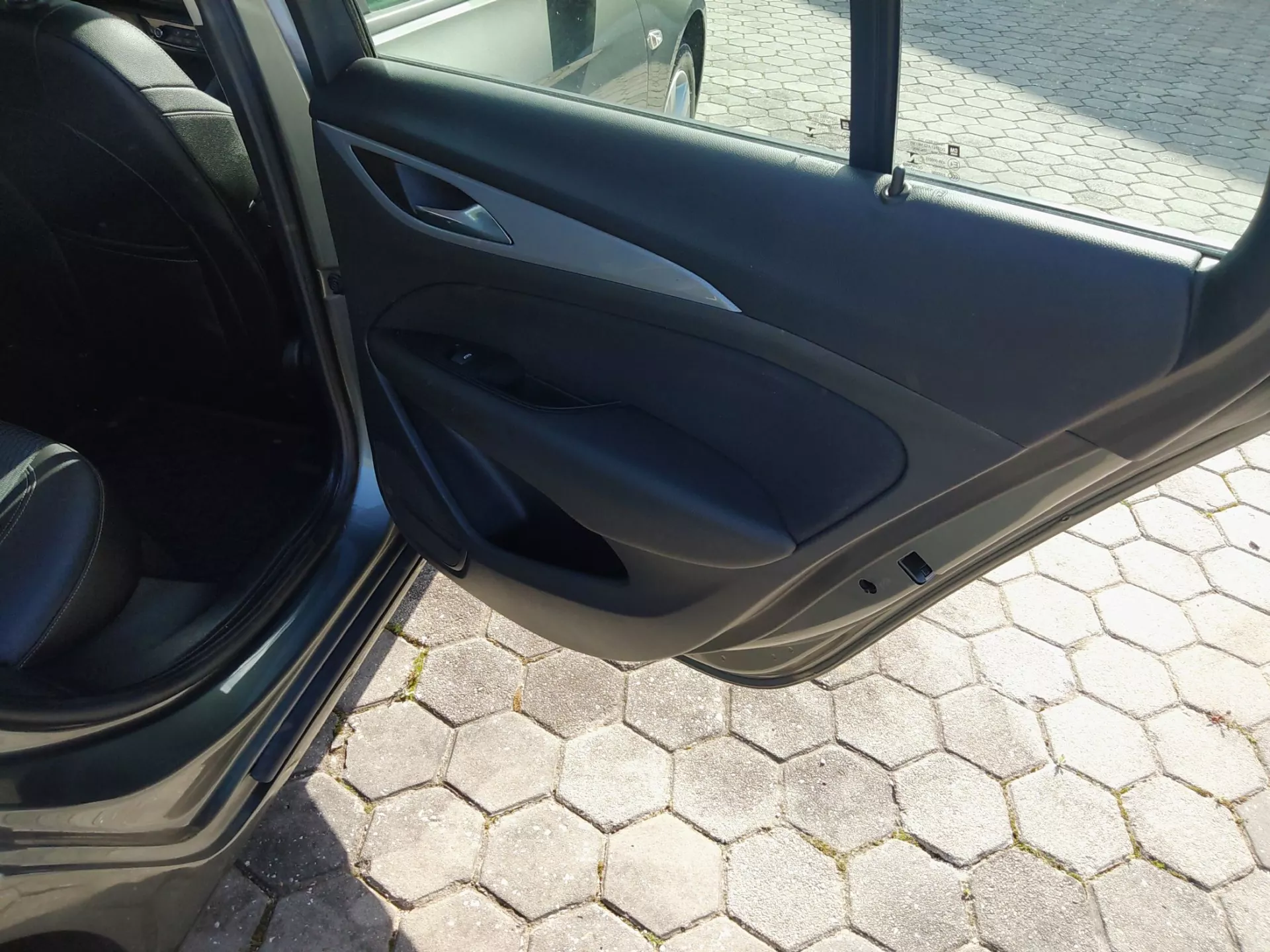 Opel Insignia Grand Sport 1.6 CDTi Selective 41