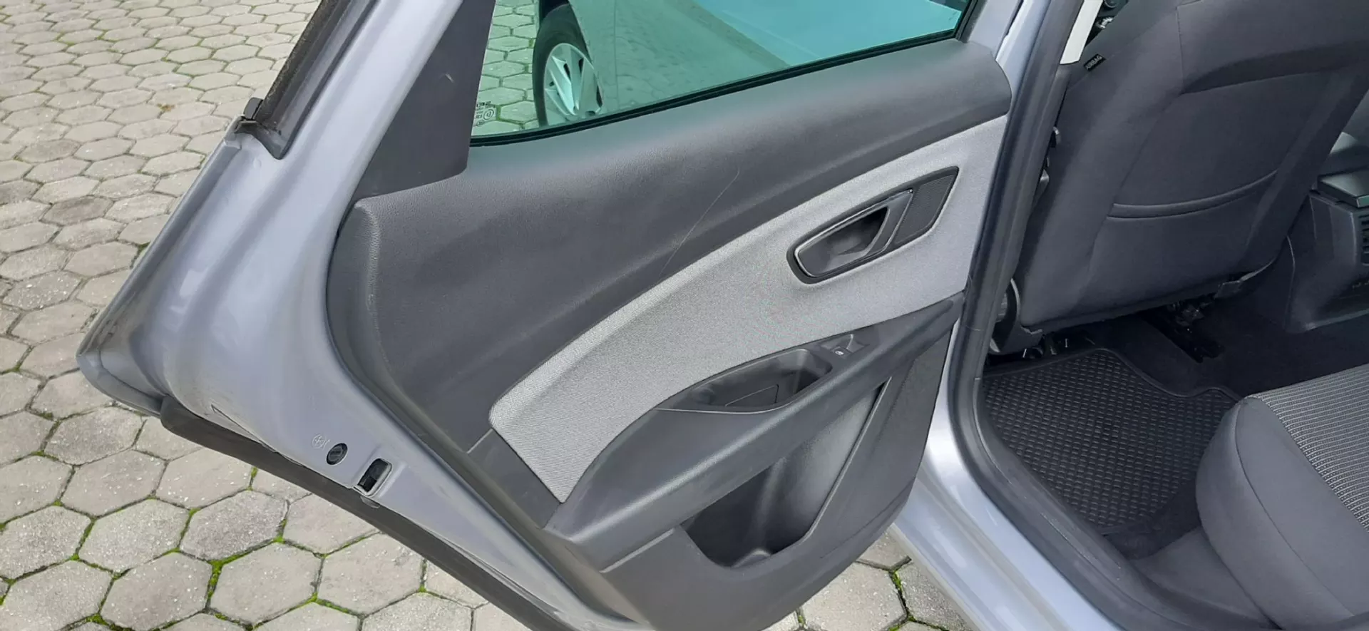 SEAT Leon 1.6 TDi Style S/S 32