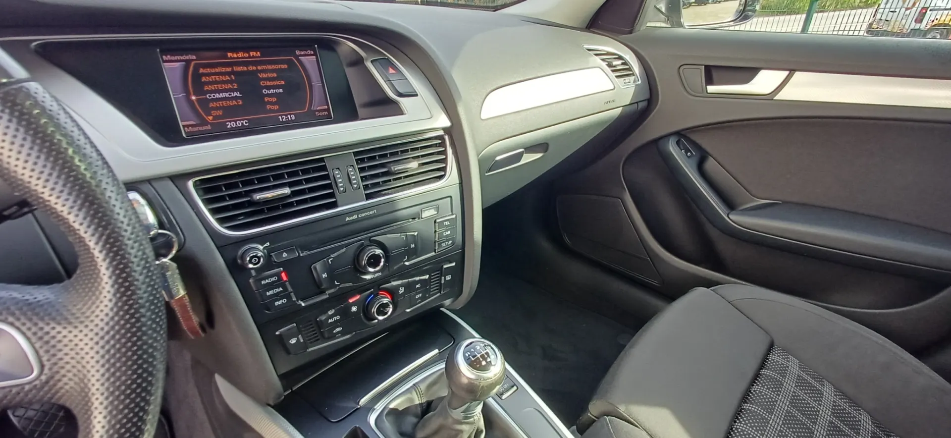 Audi A4 Avant 2.0 TDI Sport 33