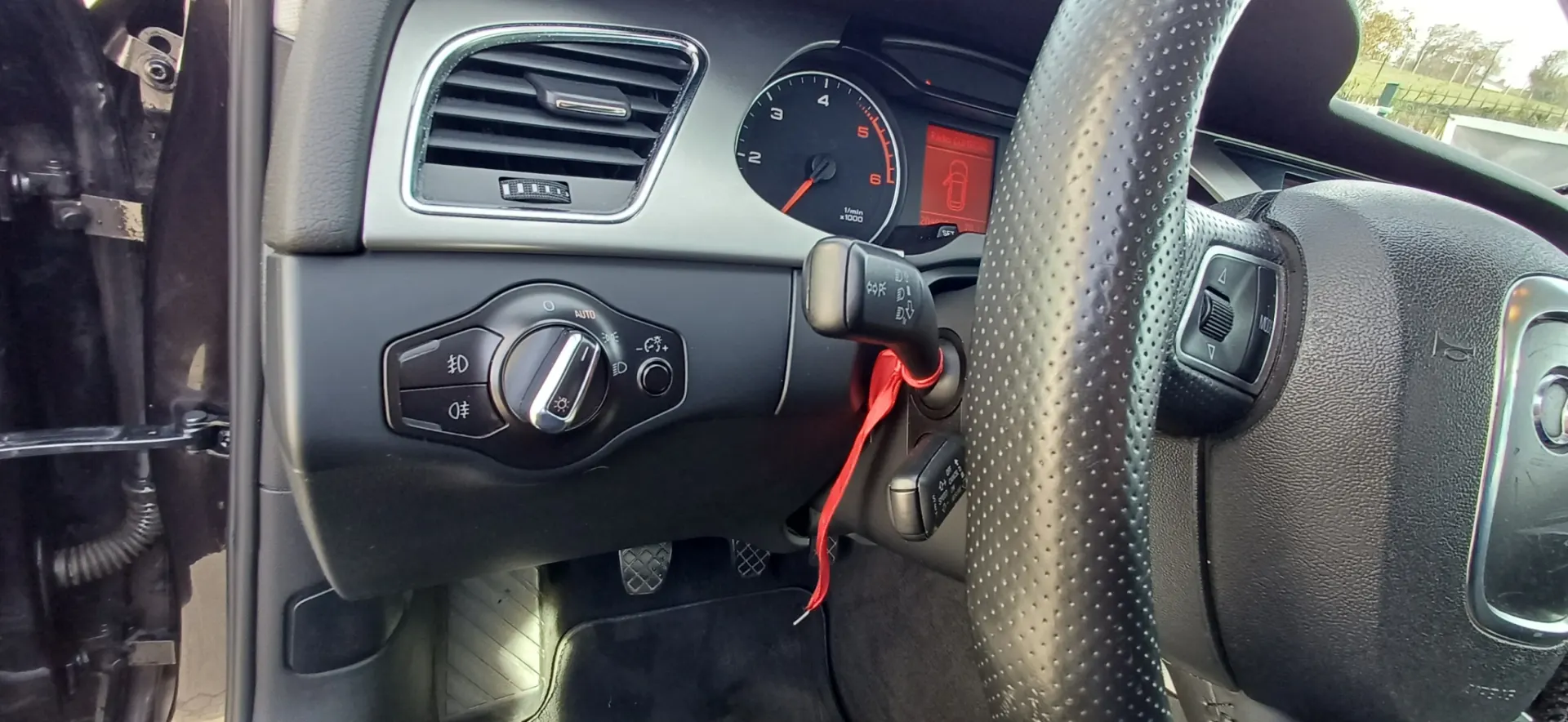 Audi A4 Avant 2.0 TDI Sport 12