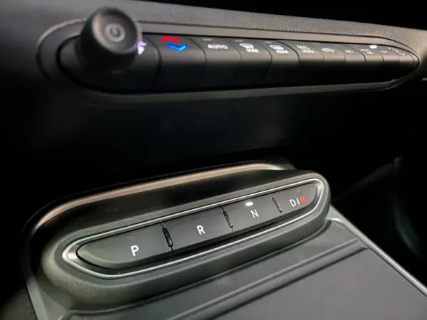 Jeep Avenger 1.2 e-Hybrid Summit DCT 30