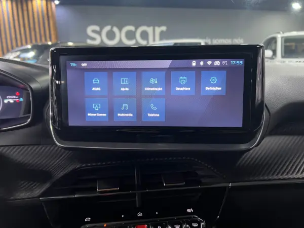 Peugeot 2008 1.2 Hybrid Allure e-DCS6 28