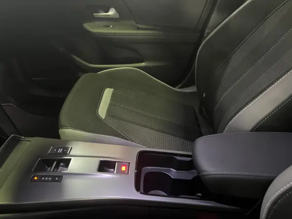 Opel Mokka 1.2 Hybrid GS eDCT 14