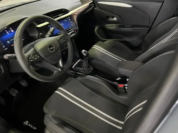 Opel Corsa 1.2 T GS 19