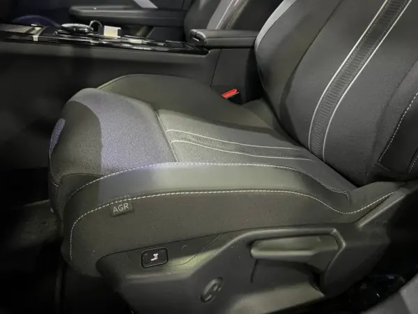 Opel Astra Sports Tourer 1.2 T Hybrid GS eDCT 17