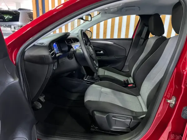 Opel Corsa 1.2 T Edition 9