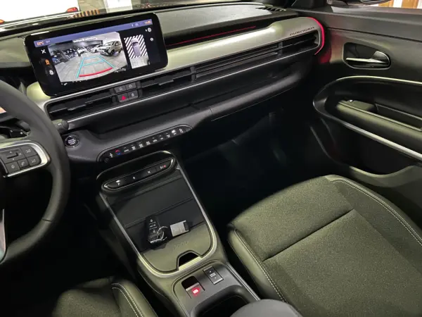 Jeep Avenger 1.2 e-Hybrid Summit DCT 24