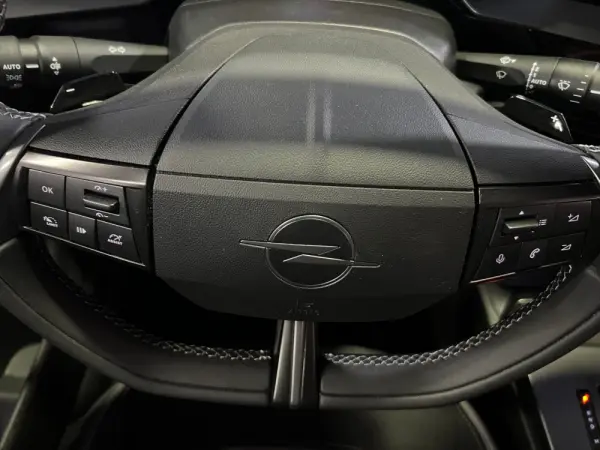 Opel Mokka 1.2 Hybrid GS eDCT 19