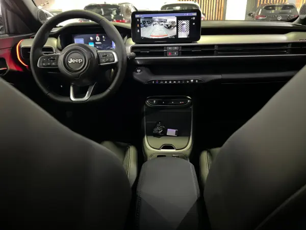 Jeep Avenger 1.2 e-Hybrid Summit DCT 18