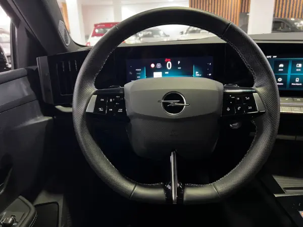 Opel Astra Sports Tourer 1.2 T Hybrid GS eDCT 11