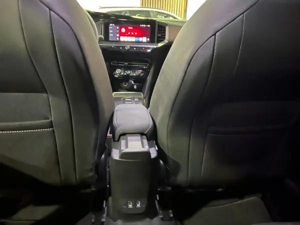 Opel Mokka 1.2 Hybrid GS eDCT 28