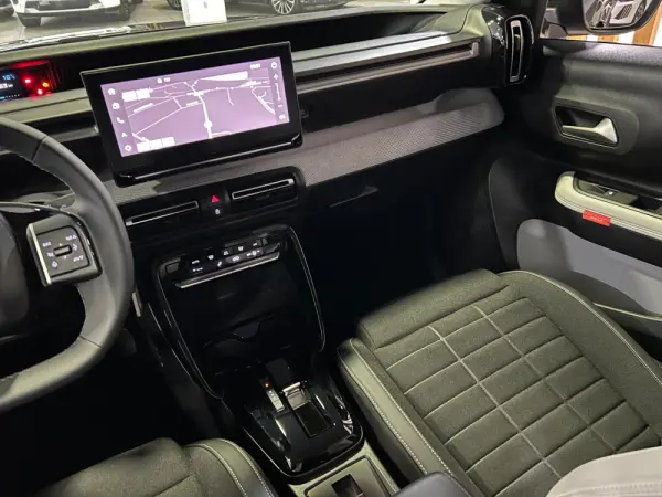 Citroën C3 1.2 Hybrid Max e-DSC6 17