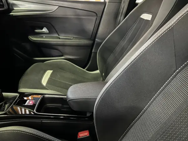 Opel Mokka 1.2 T GS 12