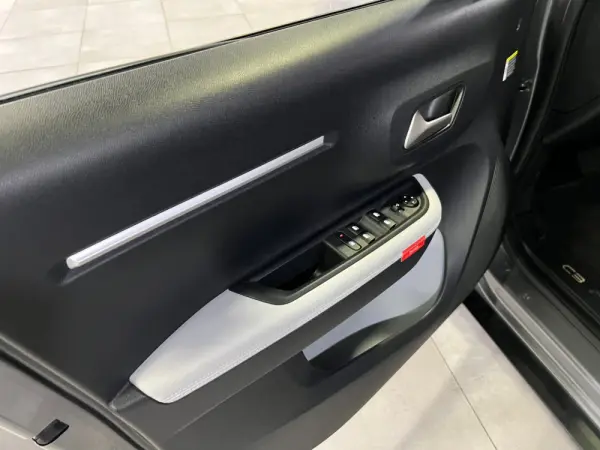 Citroën C3 1.2 Hybrid Max e-DSC6 28